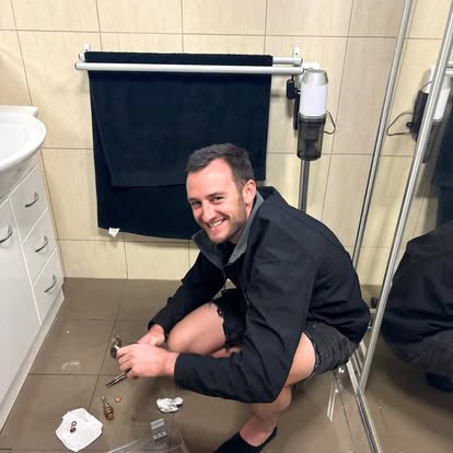 Reactive plumber repairing a leaking toilet in a Wollongong bathroom